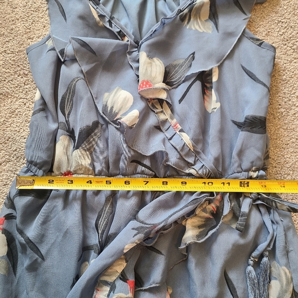 Hint of Blush Long Maxi Flutter Dress Size Large Magnolia Floral Blue High Low - Picture 15 of 16